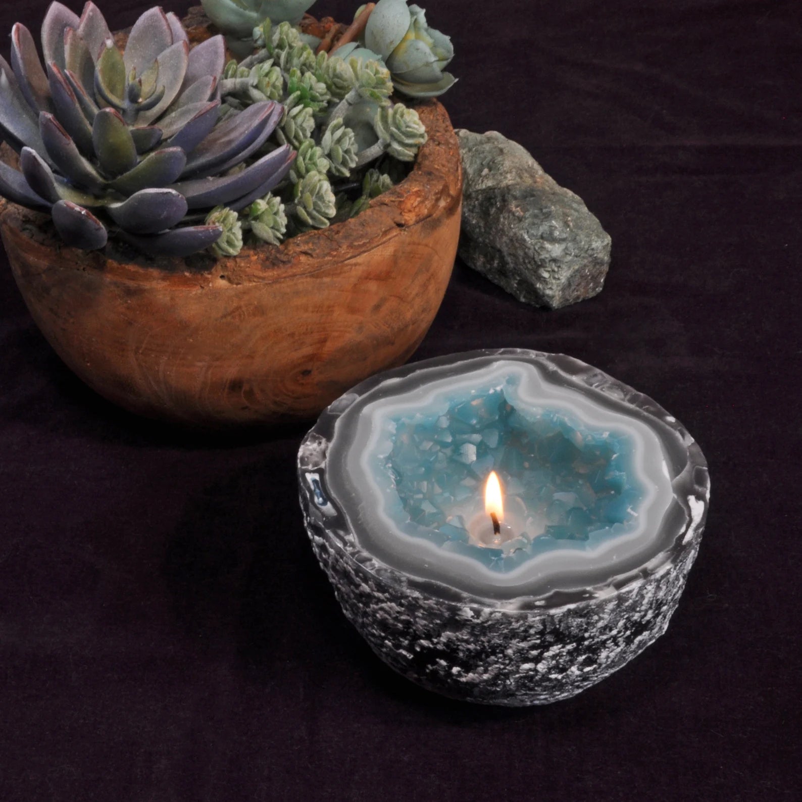 blue_candle_geoda6.webp
